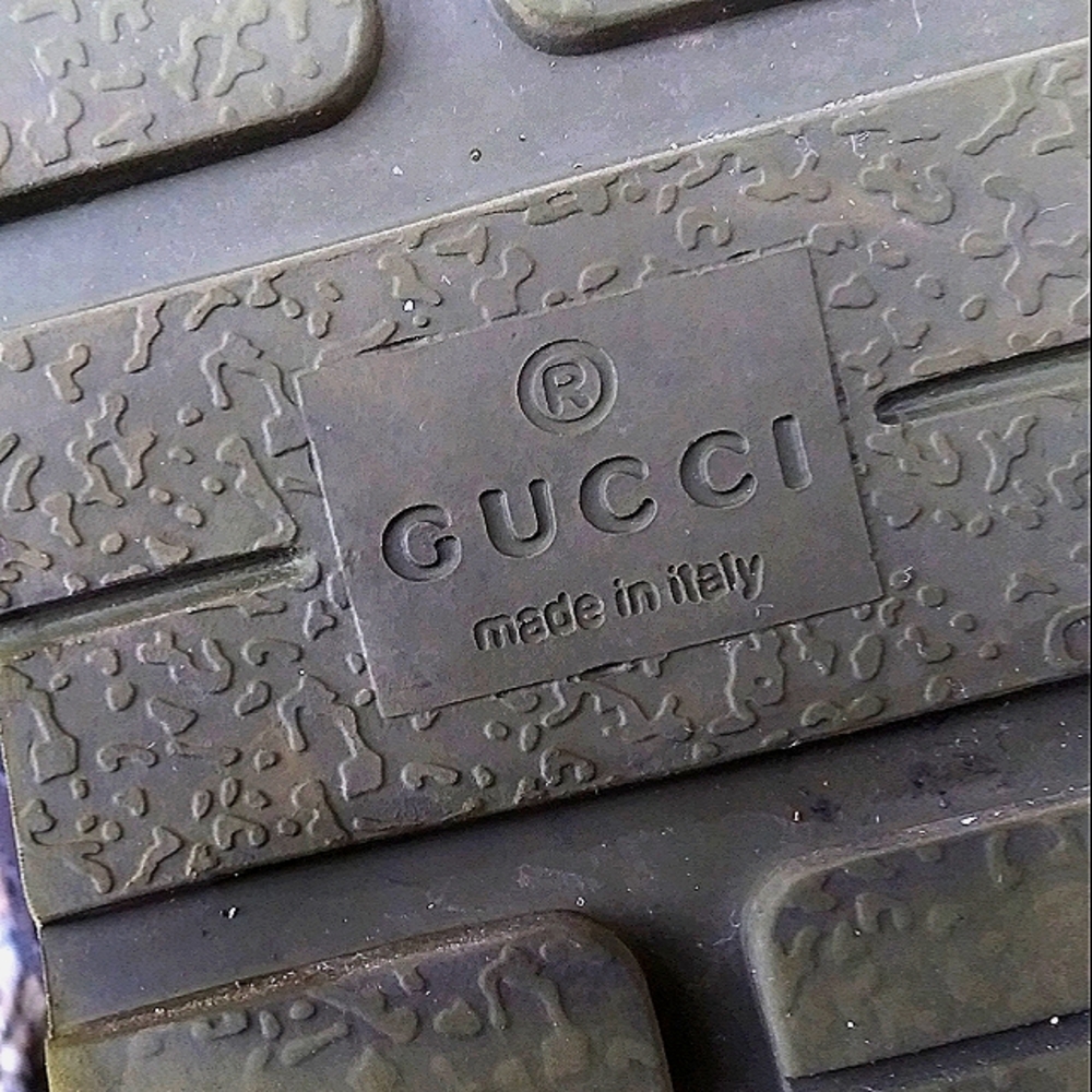 Gucci Derby shoes with Brogue detailing. - Picture 6 of 8